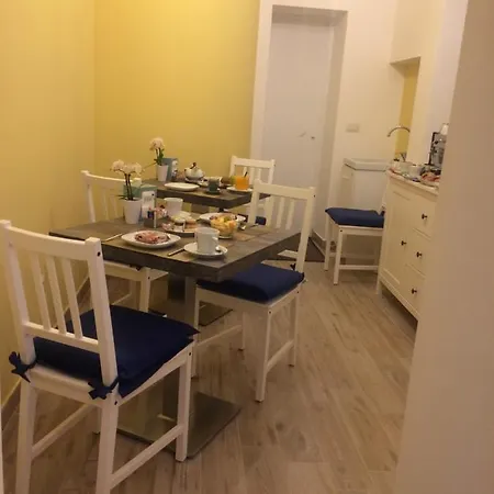 S.anna Bed & Breakfast *